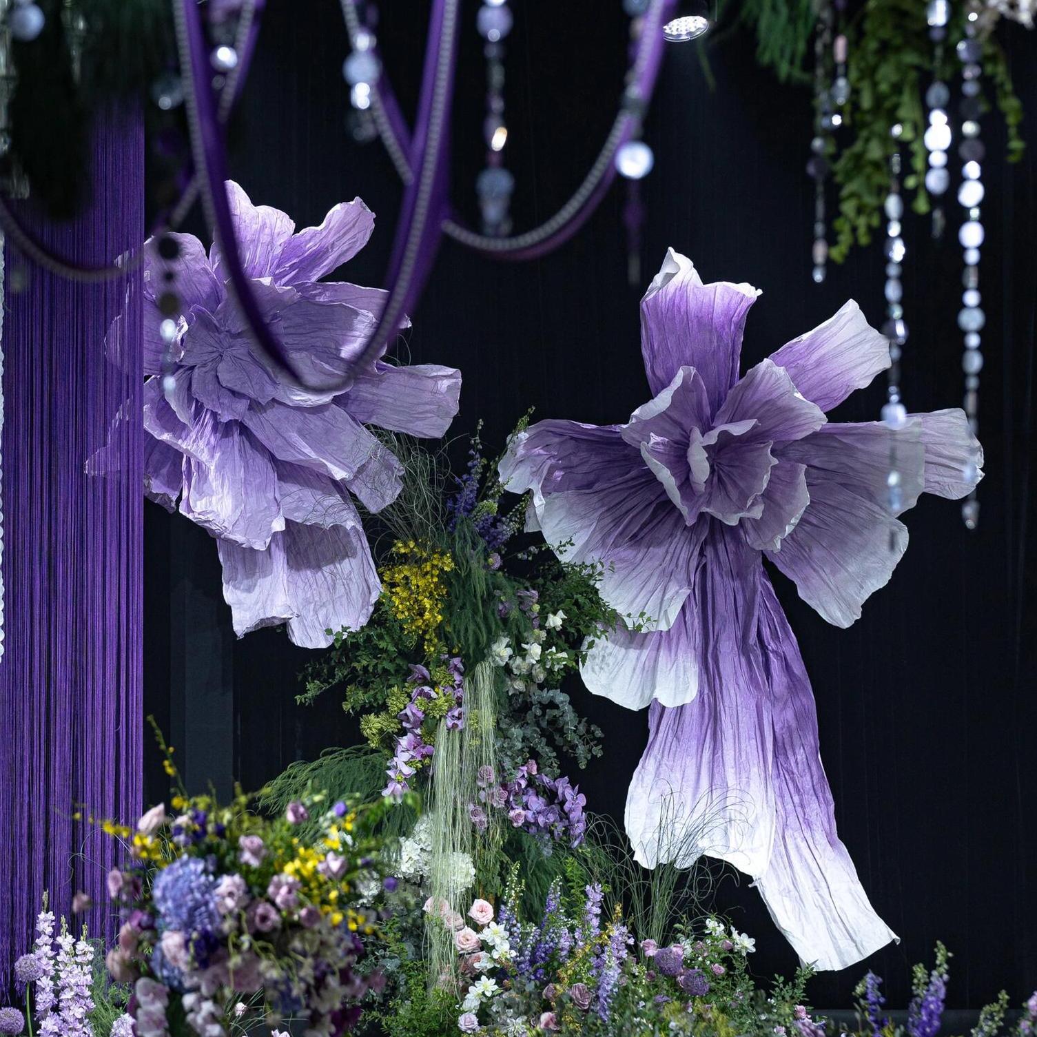 Flor de papel de boda flor de papel gigante gran pliegue flor de plástico de boda escenario decoración de fondo diseño floral