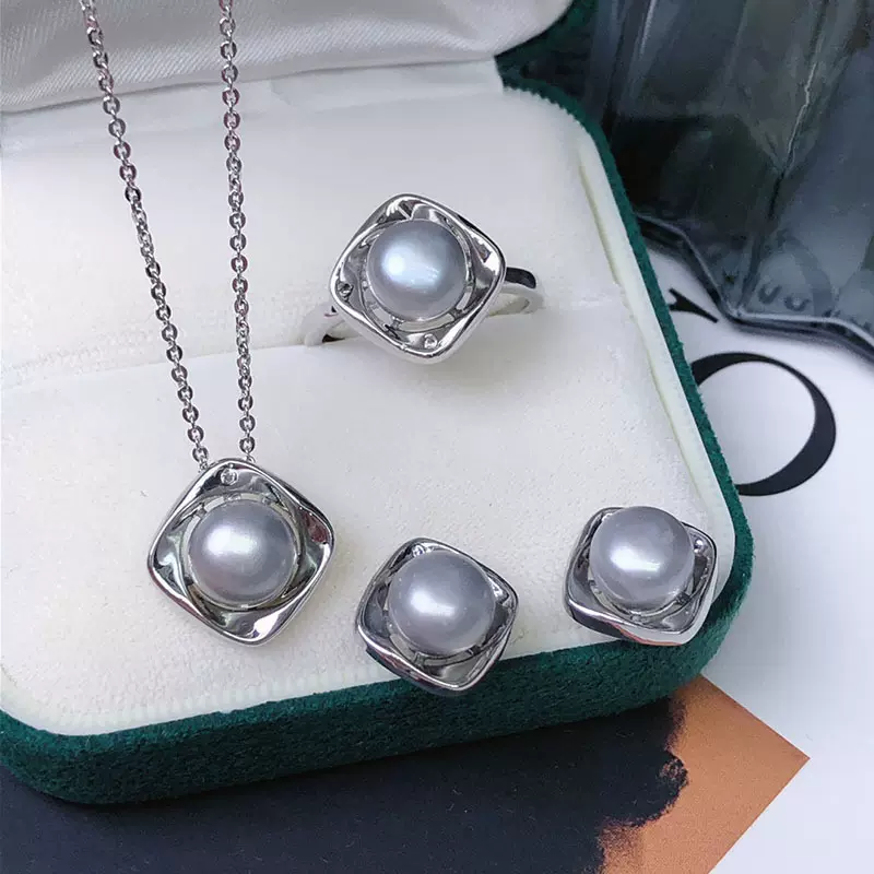 天然淡水珍珠耳钉吊坠戒指三件套面包珠百搭时尚款