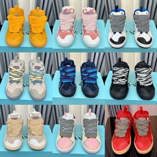 �W�������ϵ�Ьƴɫ���Ь��Ů��H��ӖЬС���Ӻ��\�����e���z��