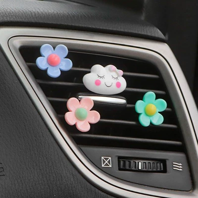 Conditioning Pendant Cartoon Cute Aromatherapy, Car Perfume Aromatherapy - white-clouds-small-flowers-pink-green-blue