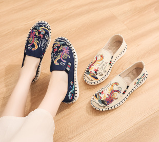 Slippers Ethnic Style Cloth Shoes Embroidered Flat Shoes Antique Soft Sole Slip-on Stitching Lace Embroidered Women's Slippers