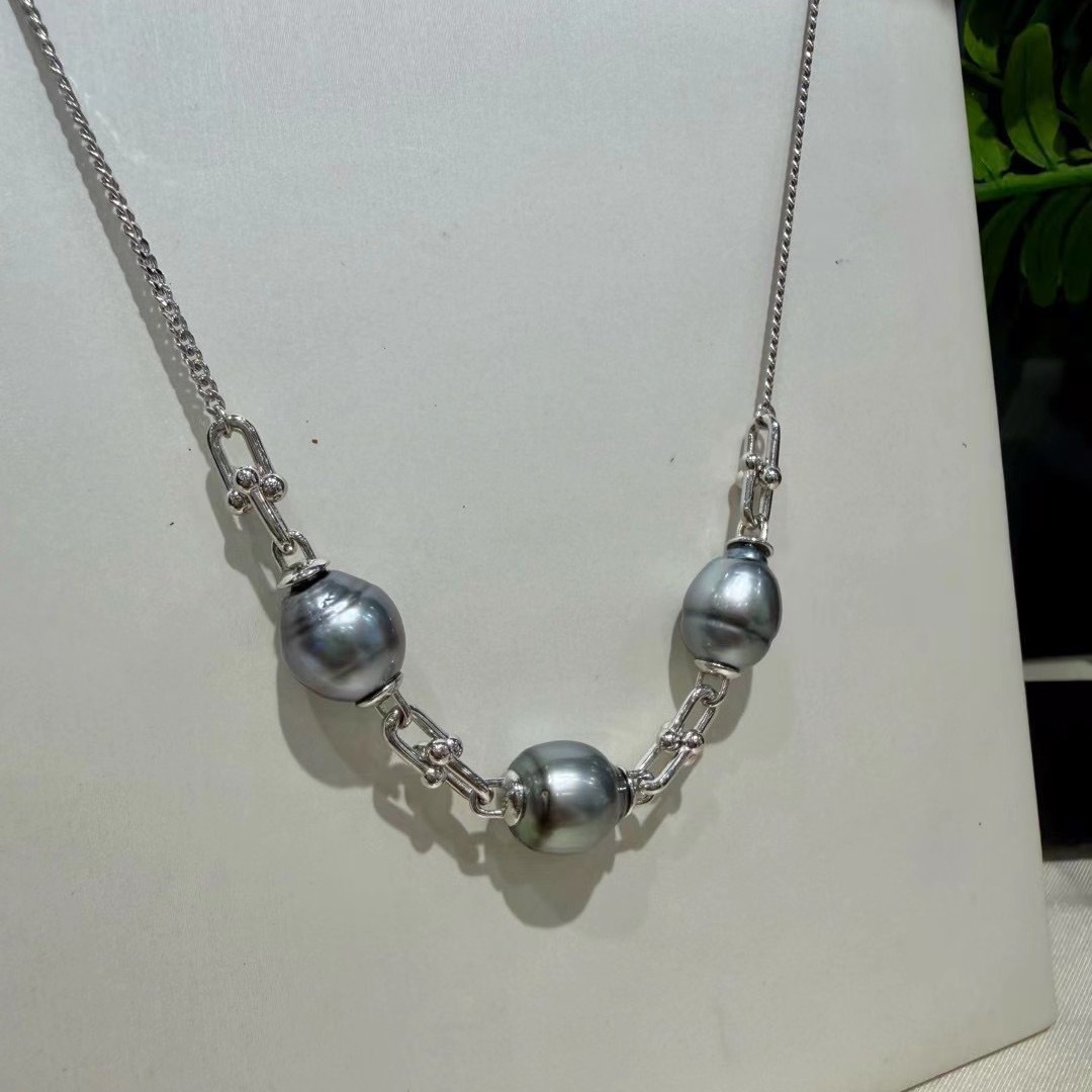 New pig nose pearl necklace, versatile and elegant, high-end choker, trendy and fashionable collarbone chain wholesale