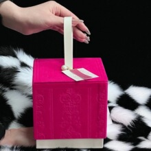 新款复古喜糖盒绒布礼盒糖果盒包装盒节假日礼物盒伴娘伴手礼盒子