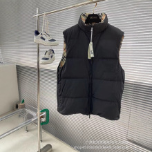 2025新款马甲秋冬羽绒服休闲男女同款B家俩面穿羽绒马甲跨境外贸