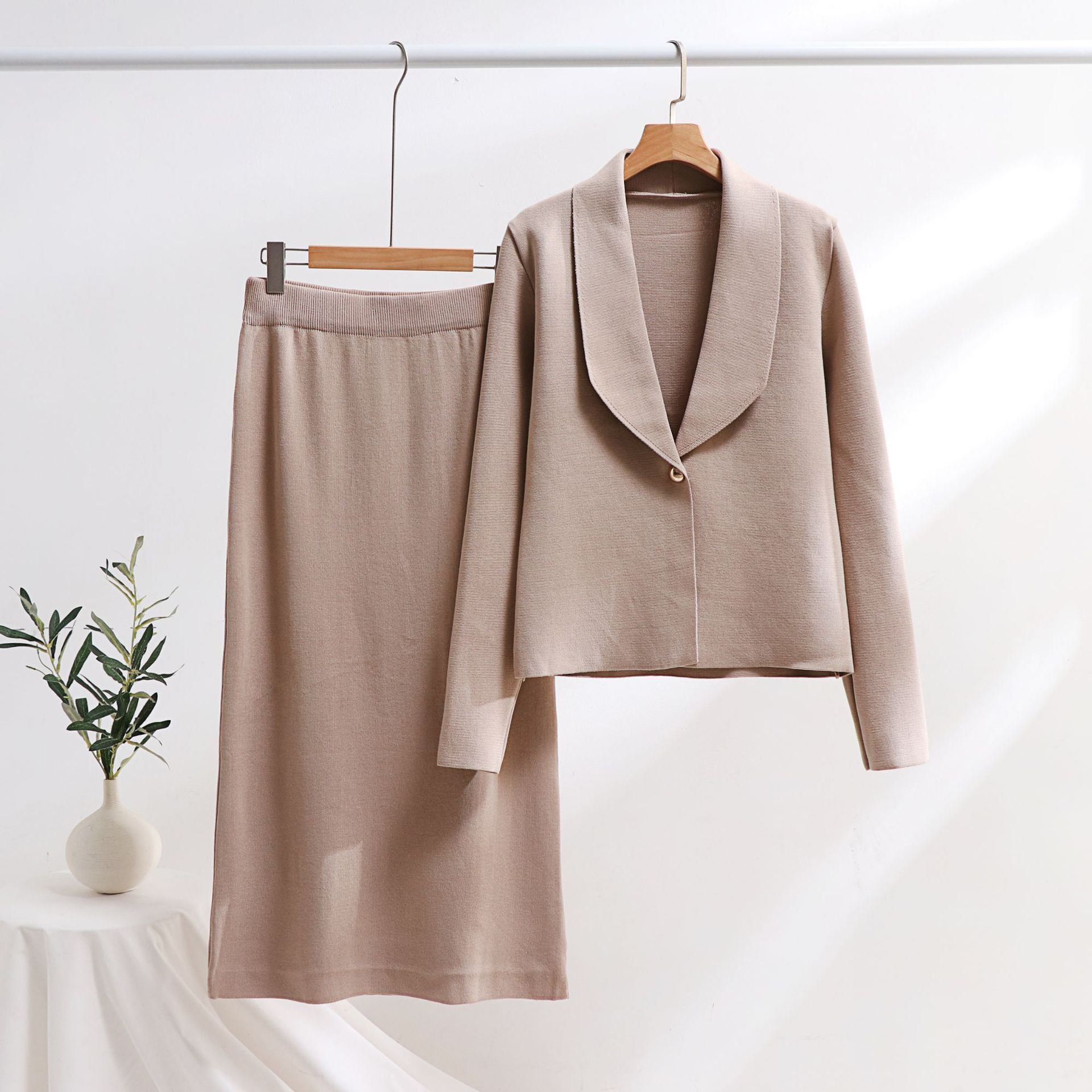 Γυναικεία Ρούχα, Μοντέρνο Απλό Κοστούμι, Μακρυμάνικο, Μονόχρωμο, Ψηλόμεσο, Φούστα μεσαίου Μήκους, Μικρή Φούστα Δύο Τεμαχίων_voghion.com