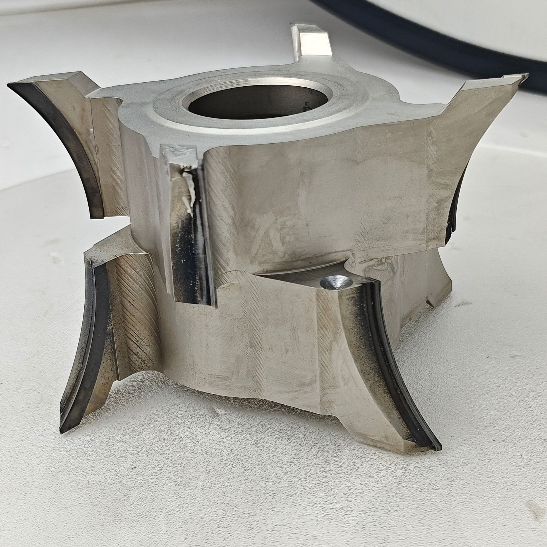 FTL Դͷ���Ҷ�������ƽ�����ʯԲ���� ǿ����