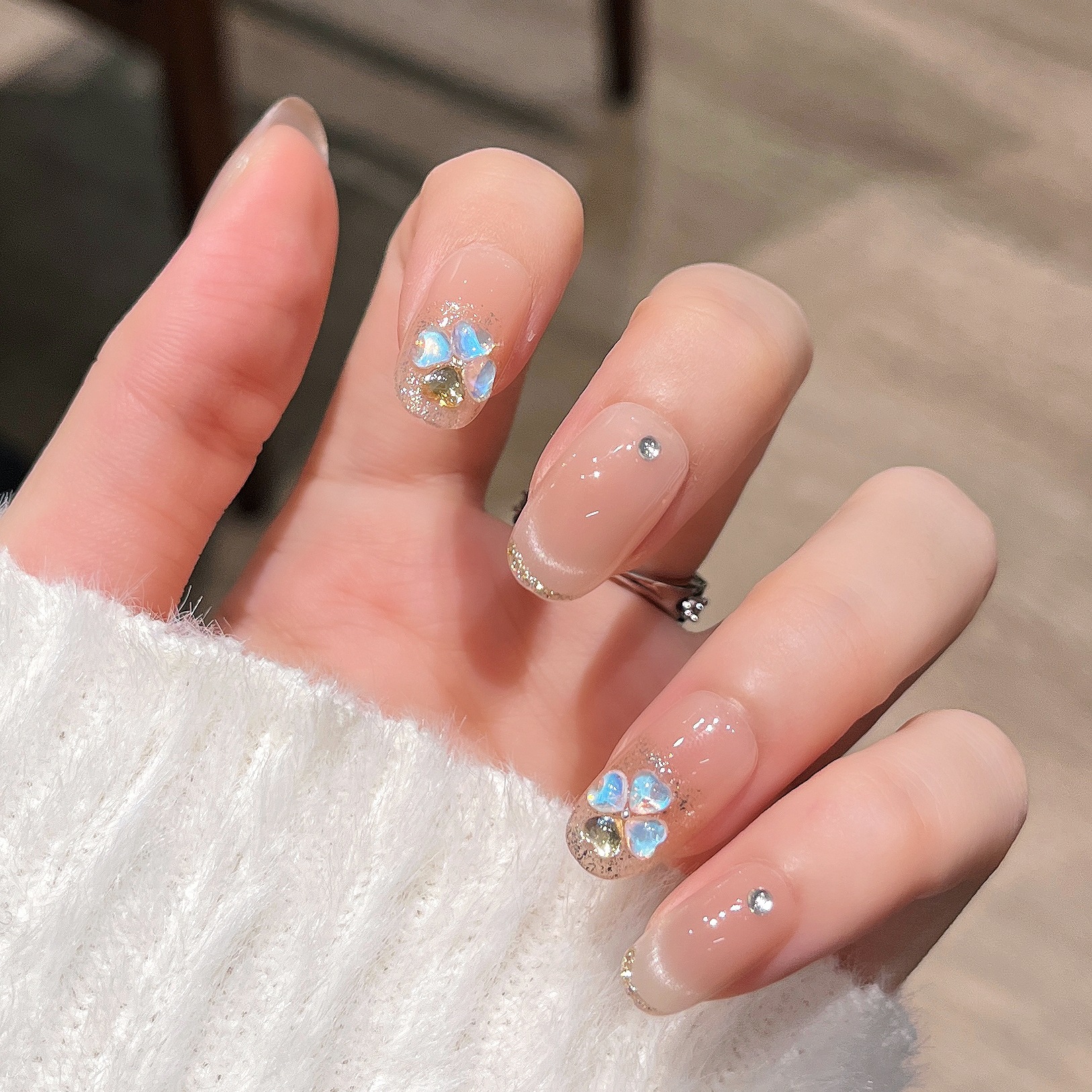Uña hecha a mano pura productos terminados manicuras de alta calidad puro deseo corto blanco parche de uñas falsas desmontable