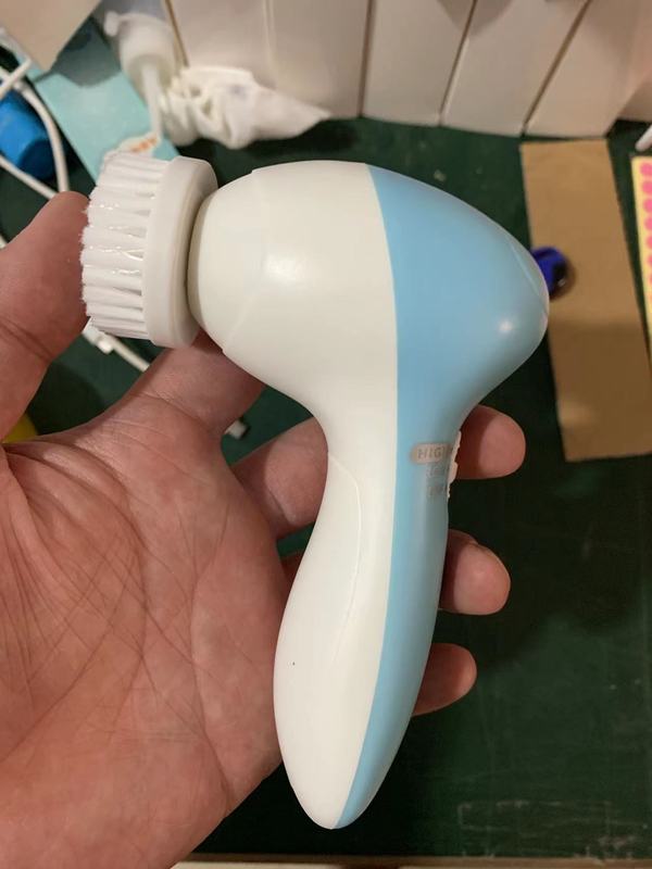 クロスボーダー電動洗顔器毛穴クリーナー振動洗顔器新しいシリコーンポータブルマッサージ洗顔ブラシ|undefined