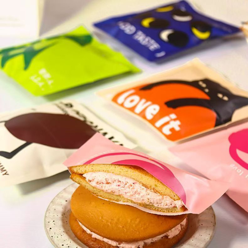 Dorayaki in 6 Flavors with Multiple Combinations of Raw Chocolate/Matcha/Beya and Other Snacks That Are Not from the Main House of Zenzai