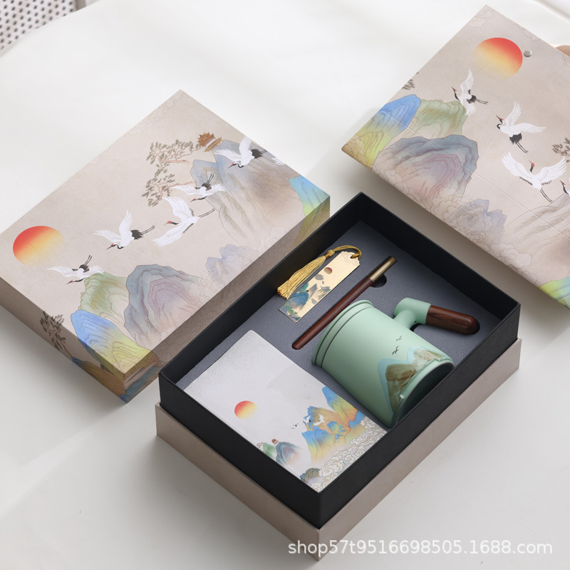 Taza de cerámica Jiangshan set de regalo de taza de marca de filtro de taza de agua de negocios de talla LOGO publicidad al por mayor