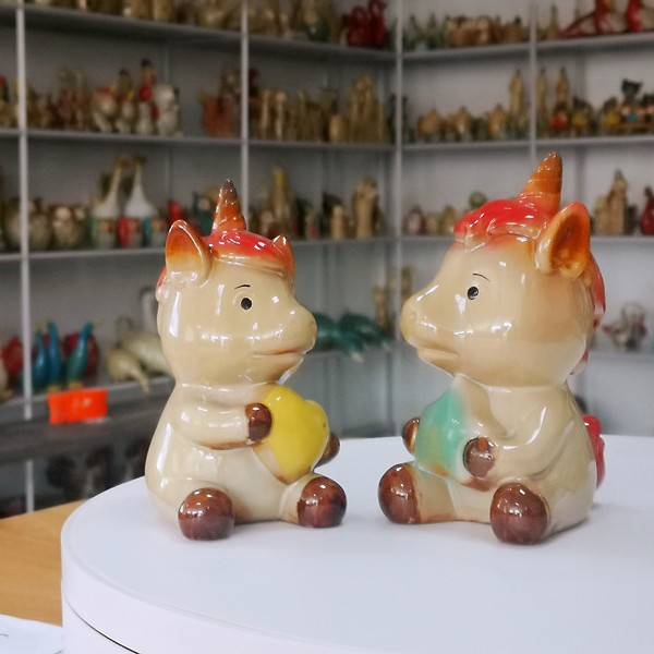 陶磁器工芸品サンプルルームデザインソフト装飾品超萌え創意家庭テレビキャビネット貯金箱
