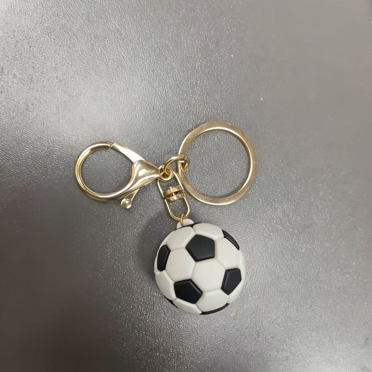 Copa del Mundo de fútbol una variedad de llaves colgantes tridimensionales liga conmemorativa regalo creativo bolsos colgantes llave móvil image 18