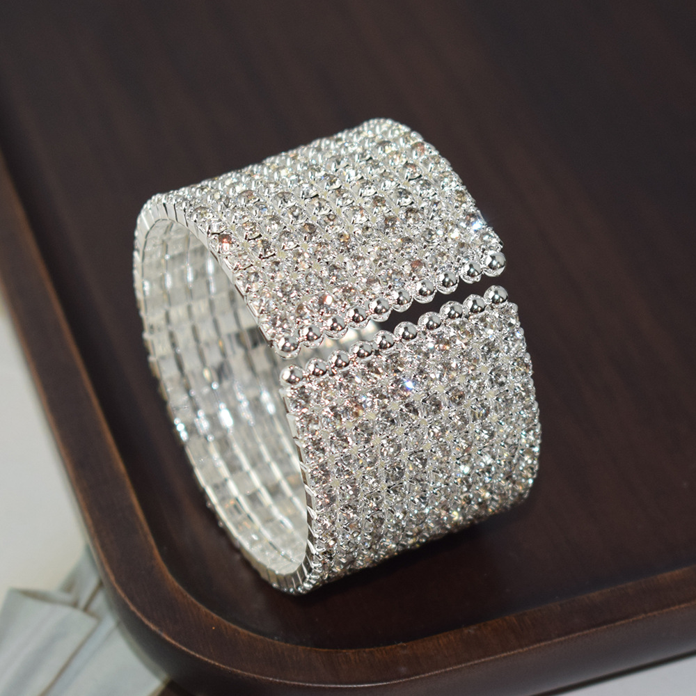 Fashion Geometric Alloy Rhinestone Rhinestones Womenu0027S Bangle