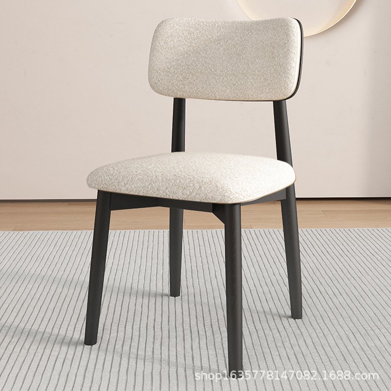 Silla de comedor de madera sólida nórdica, silla de comedor de hotel, silla de respaldo de fábrica, taburetes de comedor modernos y simples