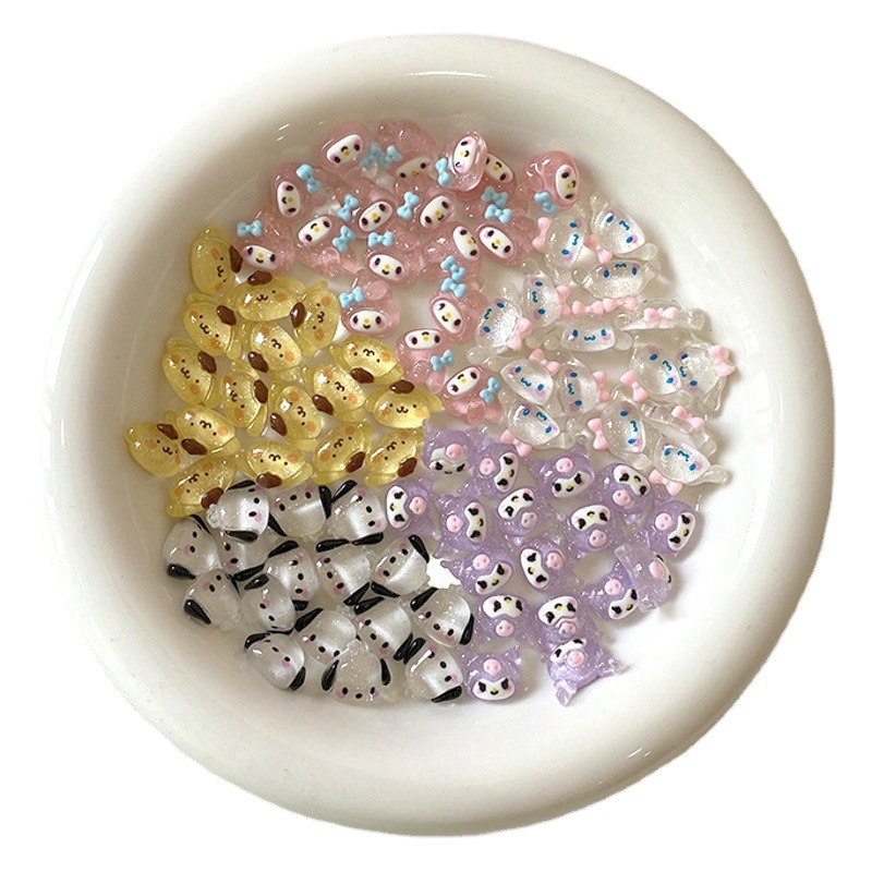 Tamaño pequeño hielo transparente flash fino Sanrio accesorios de resina DIY teléfono móvil Shell agua taza crema pegamento horquilla decoración uñas