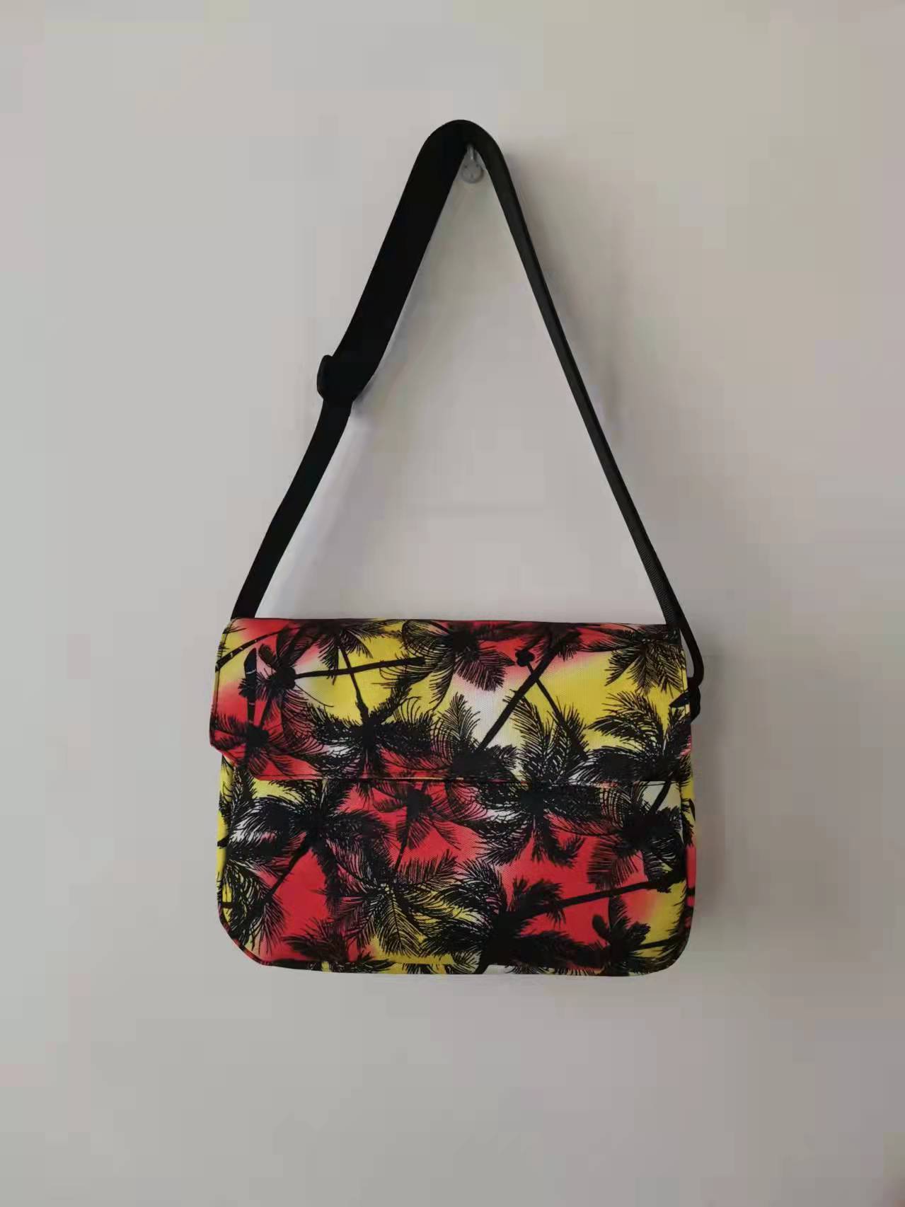 Bolso de Mensajero de estilo japonés de estilo coreano para mujer, 2023 nuevo bolso de moda, bolso bandolera casual para parejas