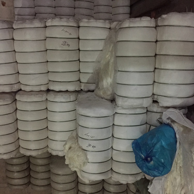 美利奴毛腈纱美利奴与羊毛混纺 美利奴毛纱线 毛腈混纺纱编织