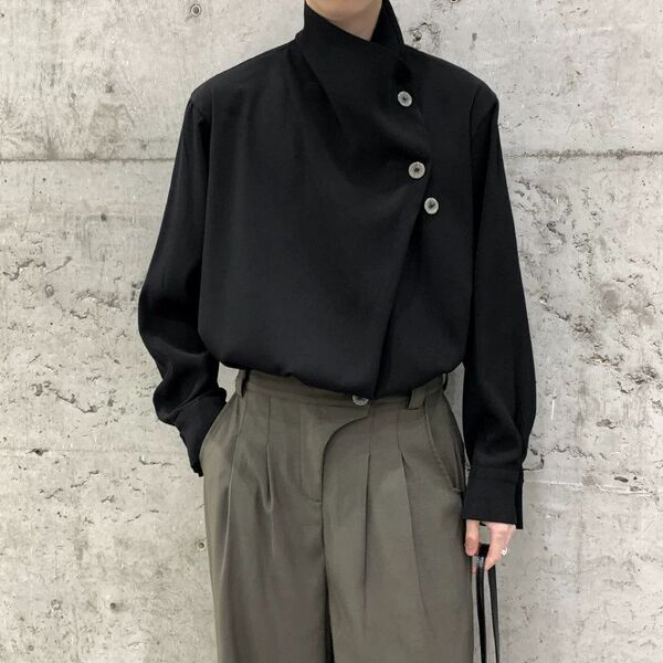 Black shirt
