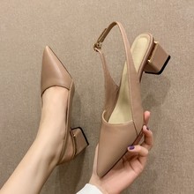 外贸跨境2024秋季新款软底透气复古粗跟尖头后镂空女鞋单鞋妈妈鞋