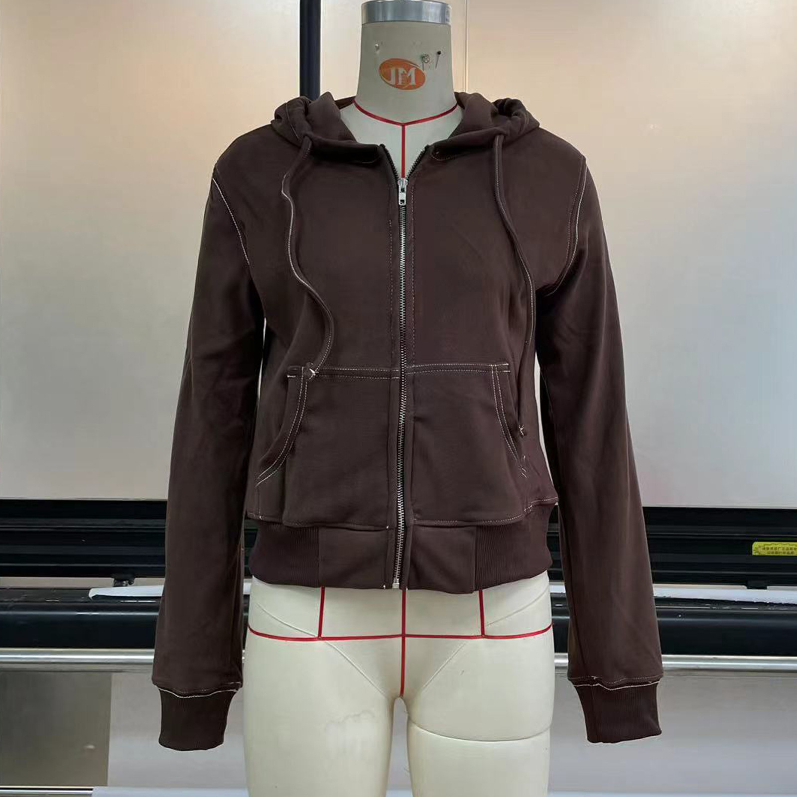 Abrigo de suéter con capucha de las mujeres europeas y Americanas Otoño e Invierno Nuevos deportes casual cardigan cremallera casual corto Top SU3079