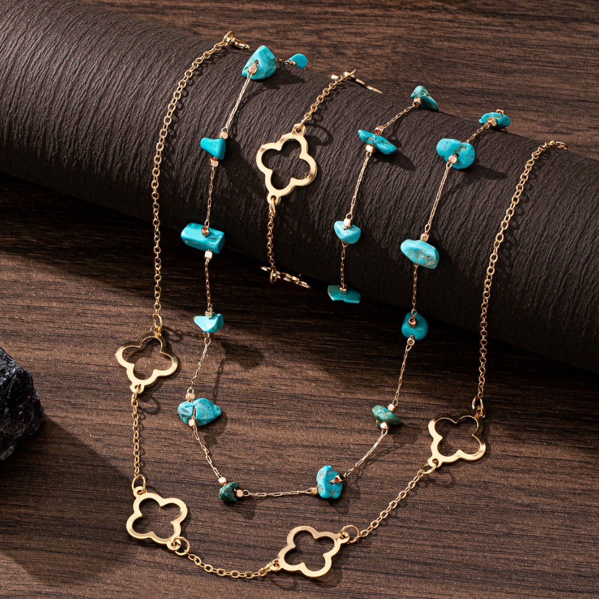 Minimalist Layered Bracelets Stackable And Lightweight Jewelry_voghion.com