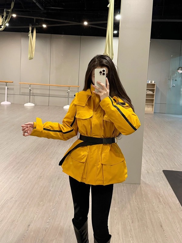 明星同款三防工装羽绒服女2025冬季新款运动登山服冲锋户外外套潮|undefined