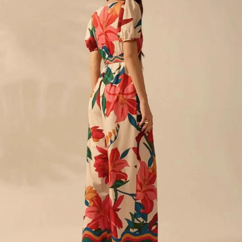 Macacão feminino de verão com decote em V profundo, estampa moderna e calças de pernas largas em estilo europeu e americano, roupa sexy._voghion.com