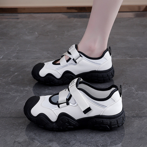 ins Korean new daddy shoes women 2026 summer students flat hiking shoes breathable sandals women 26808
