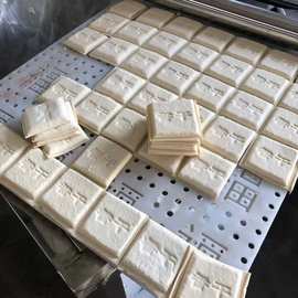 南充豆腐干压榨机包技术 小型豆干成型机结实耐用一人操作