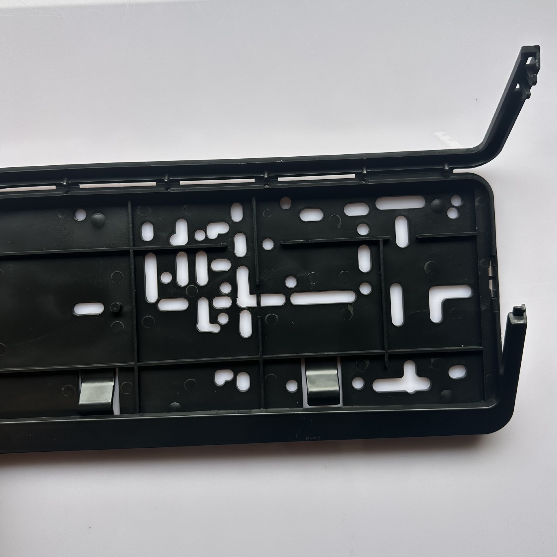 Cross-Border Exclusive Hot-Selling Middle Eastern License Plate Holder European License Plate Holder European License Plate Frame Pp Plastic License Plate Frame Manufacturer