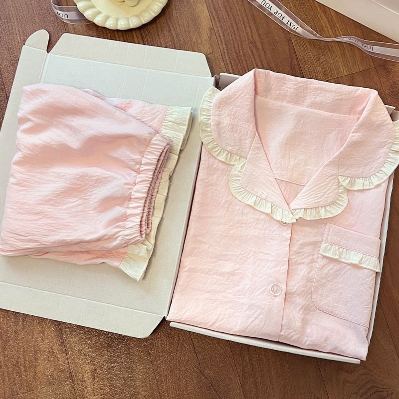 Venta al por mayor transfronteriza verano nuevo estilo nube cardigan de algodón estilo simple pantalones cortos de manga corta pijamas de encaje traje de servicio a domicilio para mujer
