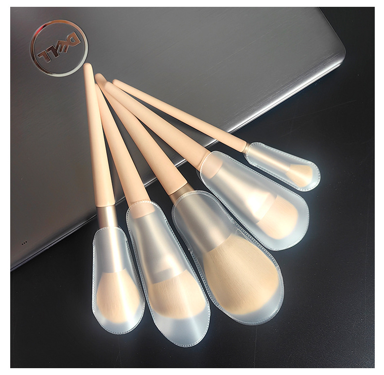 EVA Makeup Brush Hair Cover 3