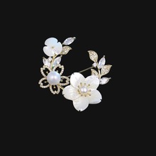 韩版淡水珍珠贝壳花环胸针优雅大气花卉衣饰连衣裙旗袍外套配饰女