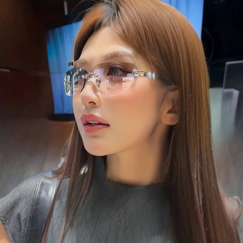 韓国版jennie同項無枠y 2k千年ギャル風サングラス女性モデルファッション高級感サングラス夏|undefined