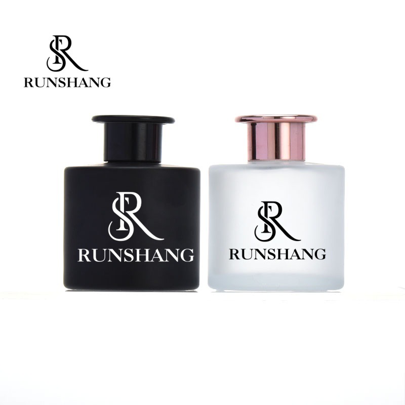 30ml厂家批发车载香薰瓶子裸瓶空瓶高颜值家用车载现货玻璃香薰瓶