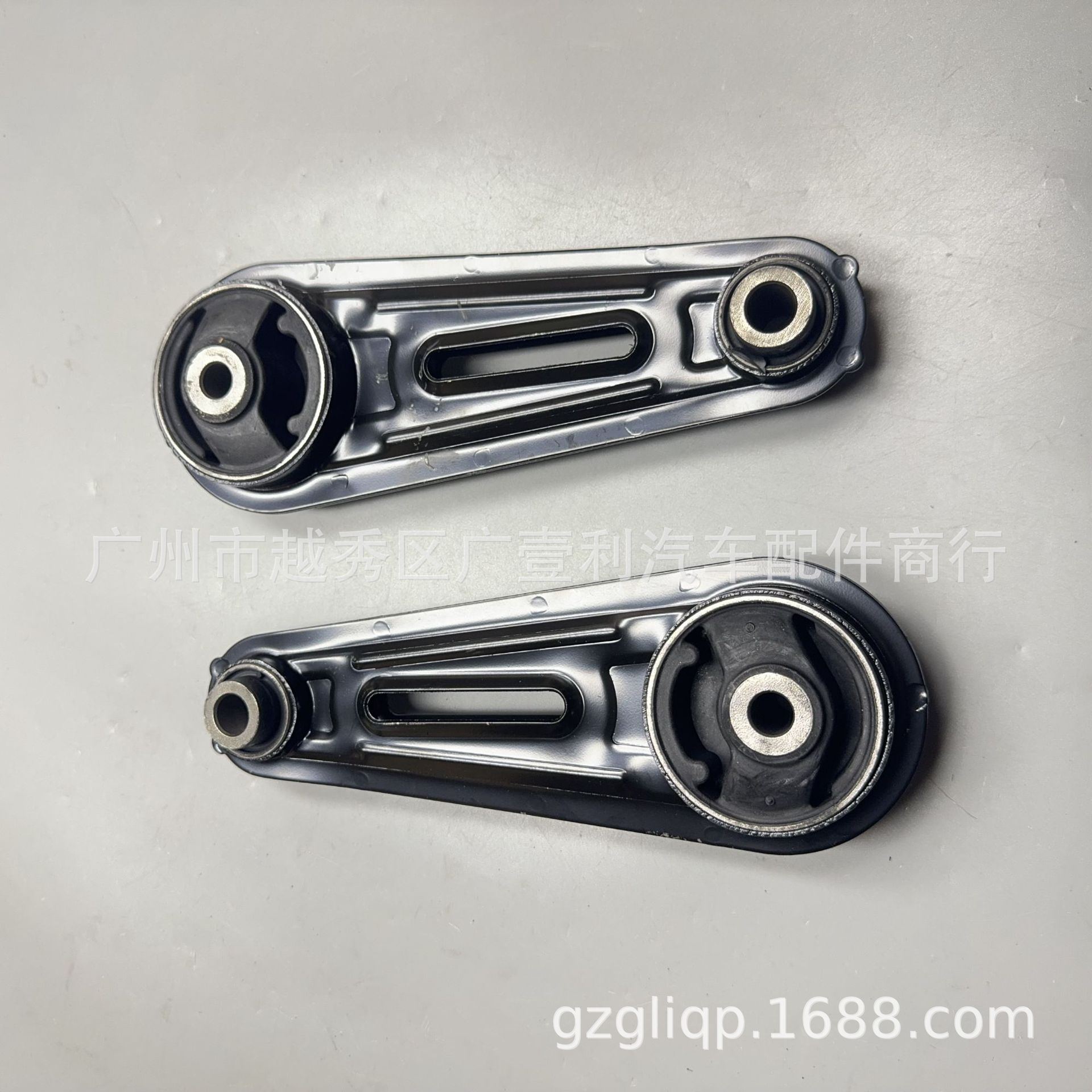 Applicable to 11360-JE20B 11360-JD000 T31 J10 engine rear machine foot glue