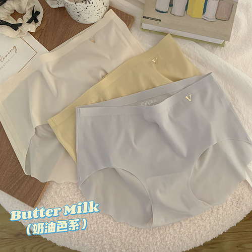 Pure desire nude feeling hot stamping big V ice silk mask panties for women breathable crotch seamless 3D peach butt mid-waist briefs