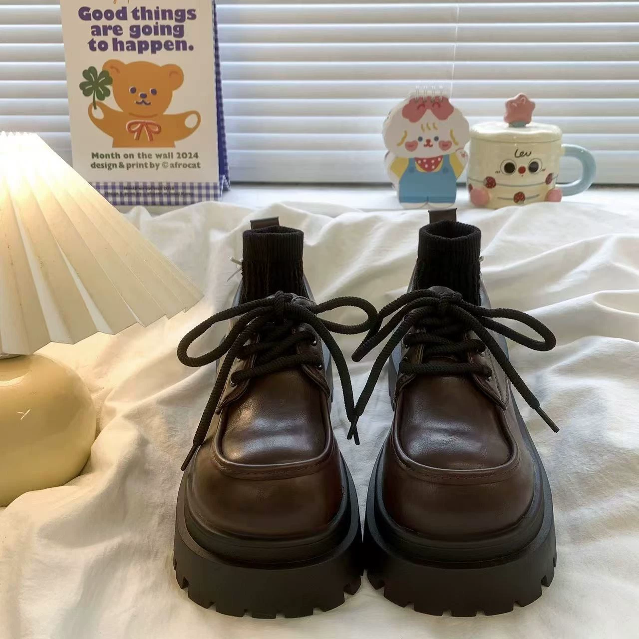 Женские кожаные лоферы в британском стиле на толстой подошве, весна-осень 2025, чёрные, для юбок, модель Мэри Джейн