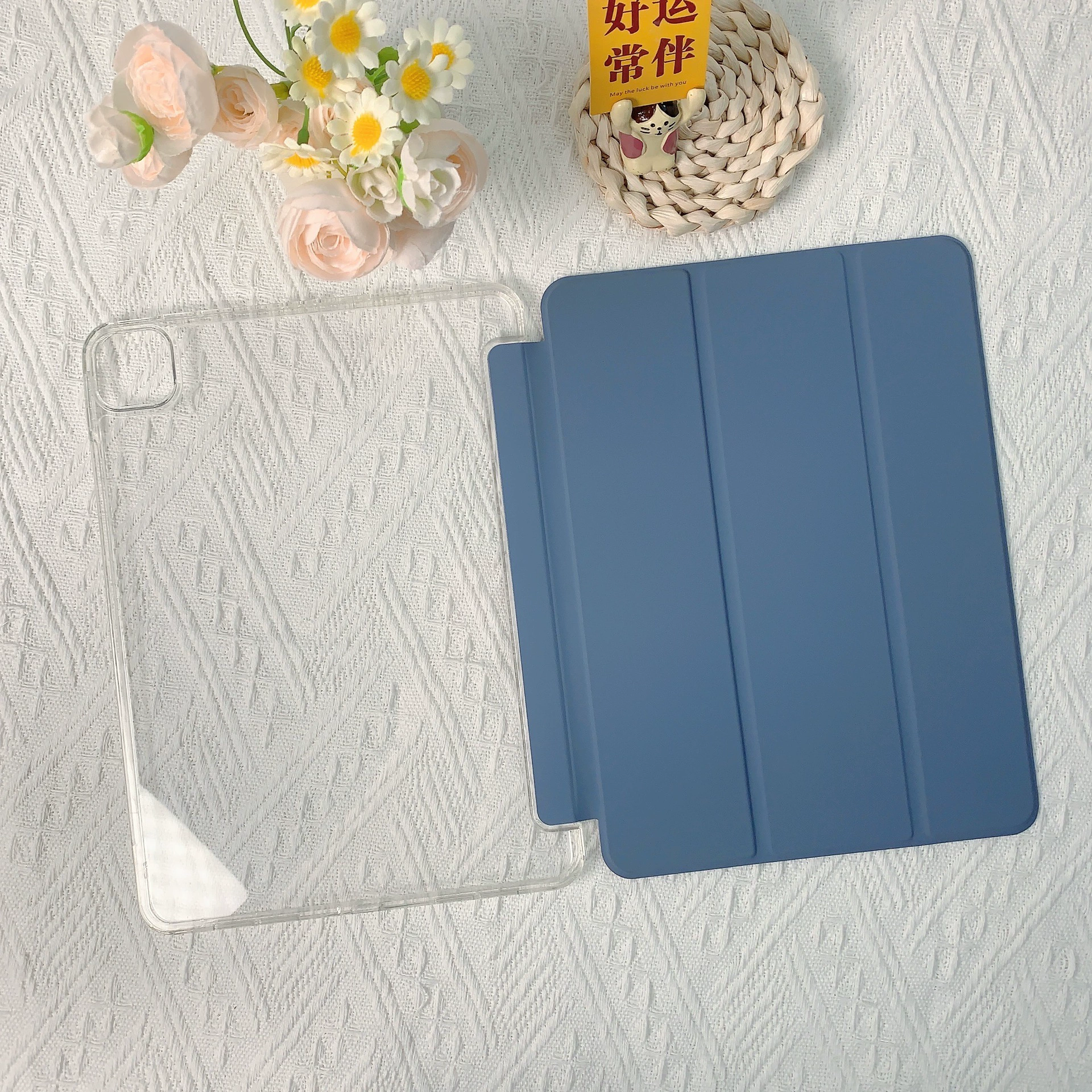 Совместимо с 2024 iPad, плоская оболочка 10pro11 дюймов, тройное складывание, кристалльно-прозрачный акриловый чехол для iPad с отверстием под стилус