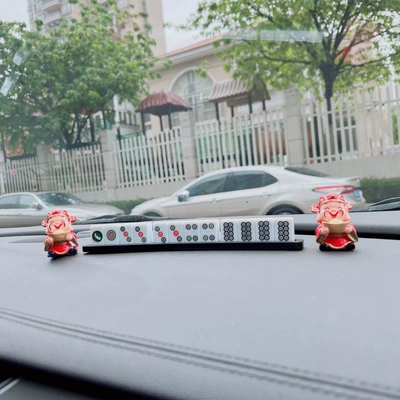 Car Supplies Decoration Car Moving — Nömrəli dayanma kartı - ceramic-white-tube-with-2-god-of-wealth-please-note-the-number-when-placing-an-order
