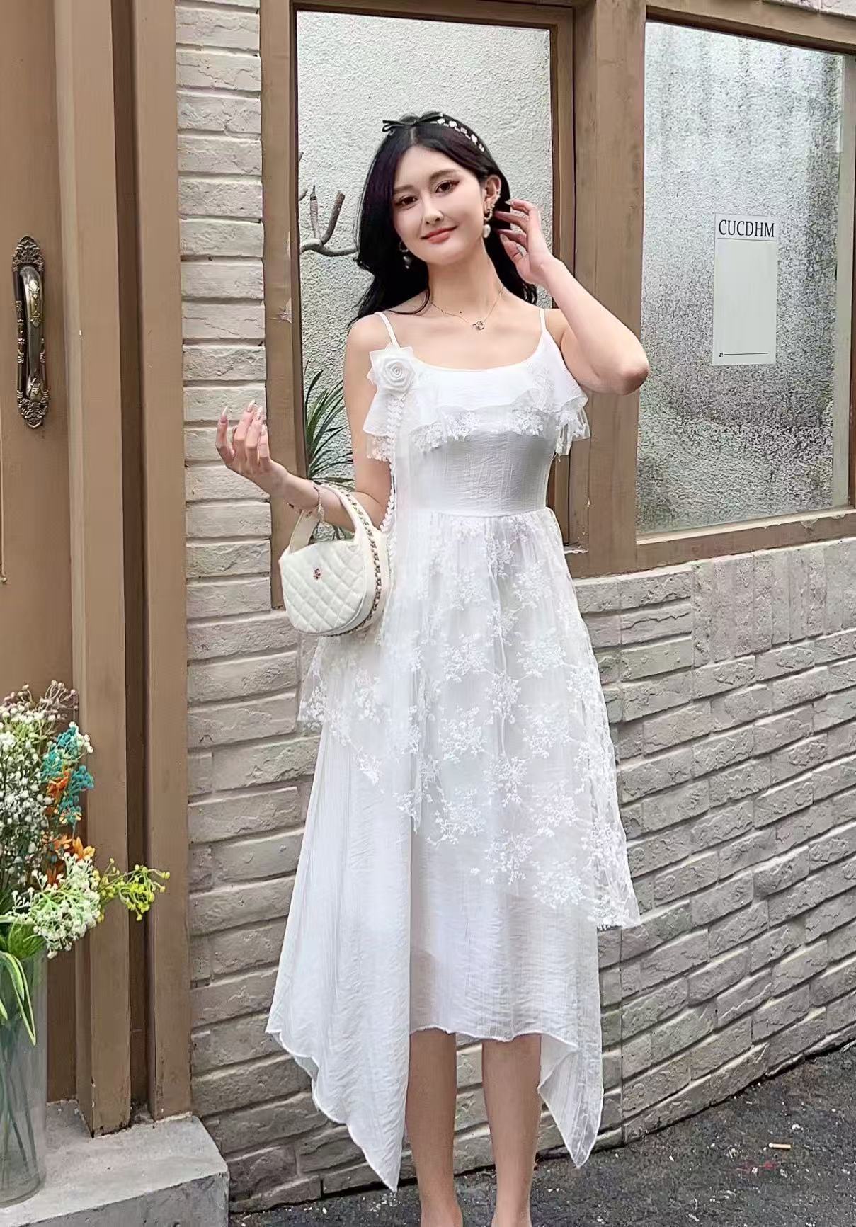 533#하얀색