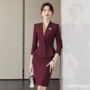修身显瘦职业美容师西服