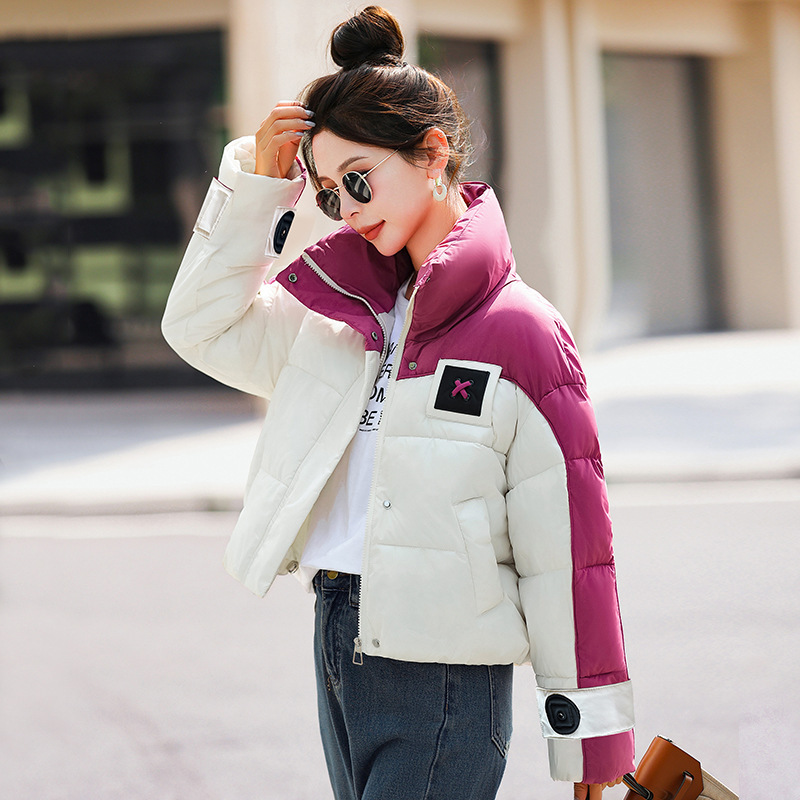 2025 ropa de algodón de pluma para mujeres gruesa corta encapuchada abrigo de moda suelto delgado chaqueta de algodón de invierno ropa de pan caliente