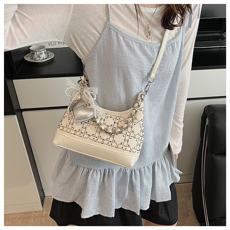 Trendy and stylish underarm bag for women 2025 summer new versatile and fashionable single-shoulder bag, chain denim crossbody bag undefined