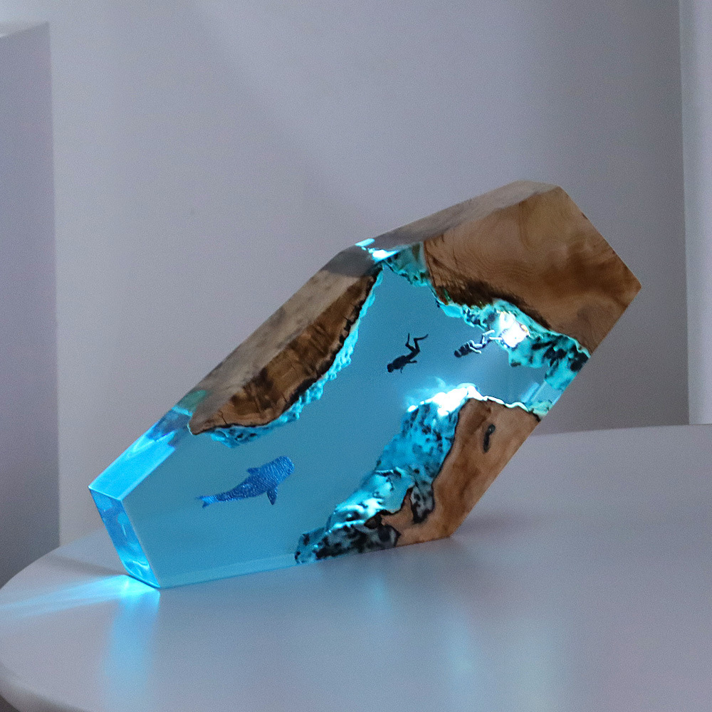 Ocean Whale Diver Shipwreck Desktop Art Ornament Solid Wood Resin Night Light Gift Lighting Led Led Lamp