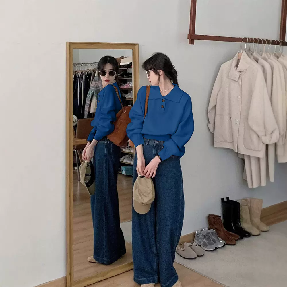 高级感蓝色翻领长袖针织打底衫女秋冬宽松短款毛衣内搭气质小上衣