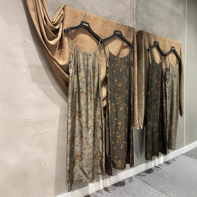 Imported Twill Cupro Silk Floral Straight Long Skirt Camisole Dress Slimming Look and Fashionable Elegant