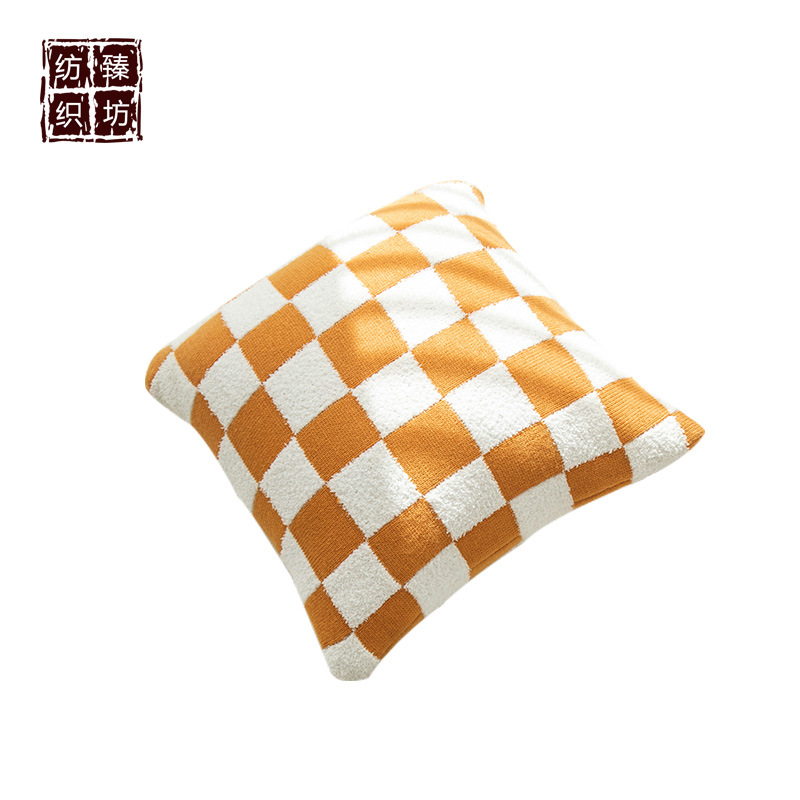 格子简约风针织抱枕 汽车沙发靠垫 床枕午休枕 拍照道具