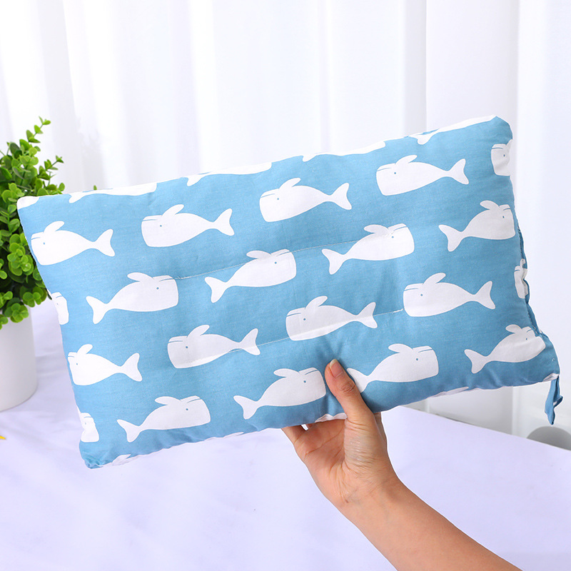 Little whale pure cotton pillow