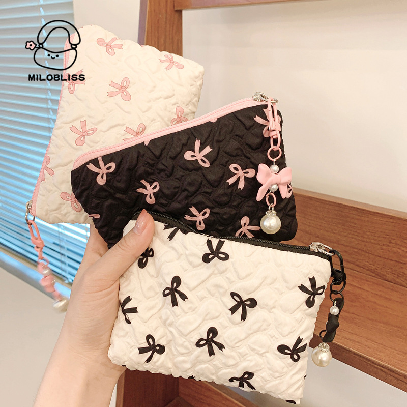 Cross-border Ins Style Pleated Bow Makeup Bag Niche Design Convenient Lipstick Handbag Women's High-end Clutch Bag